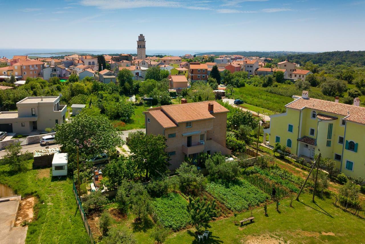 Vila Milla Premantura Exterior photo